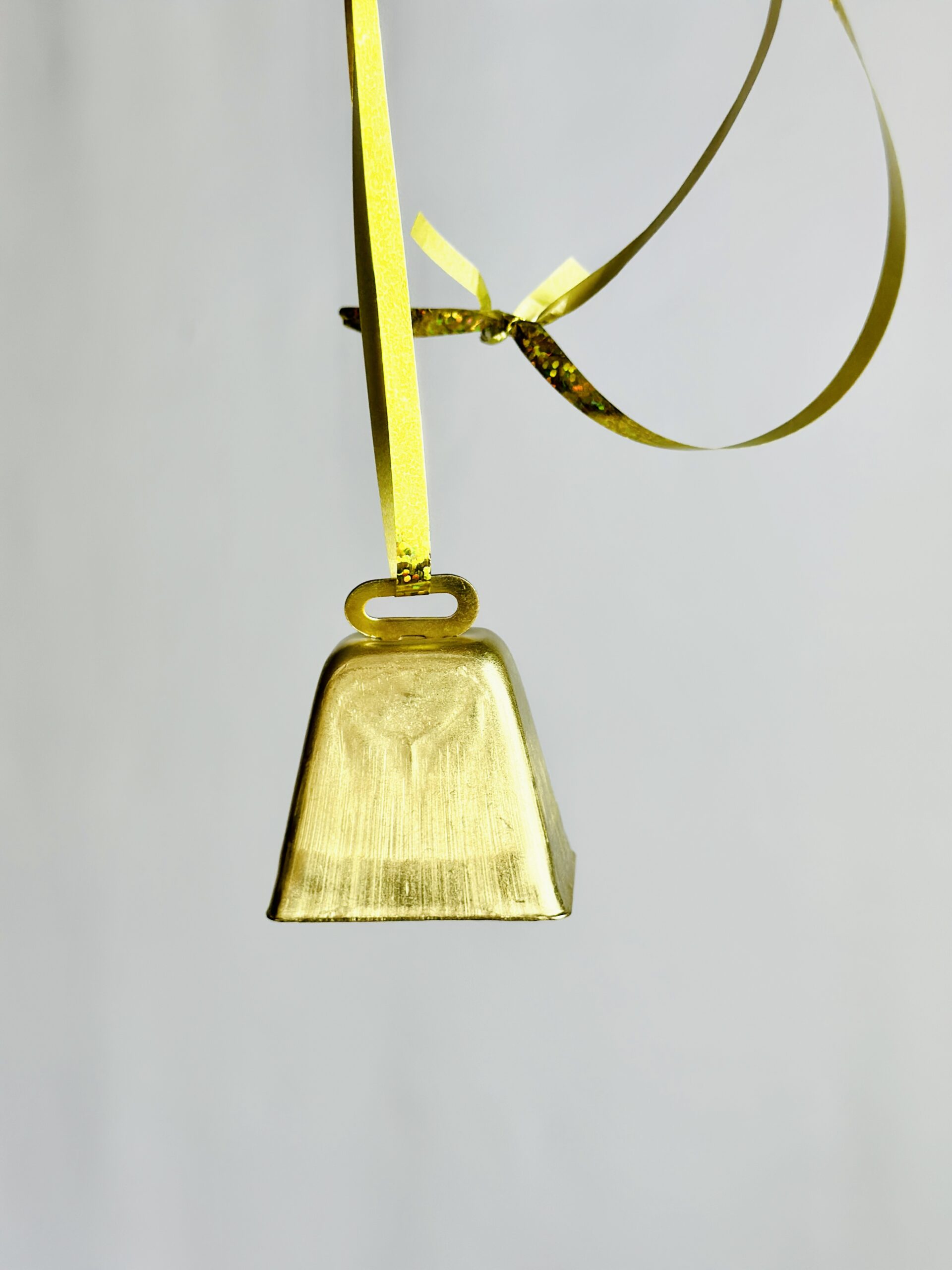 Cowbell large Gold – Mum Makers